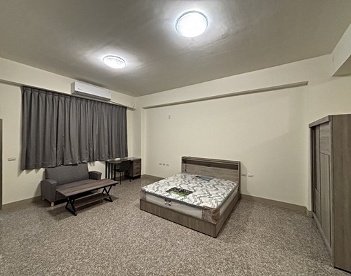 近遠百商圈竹北電梯獨立陽台大套房 - Image 3