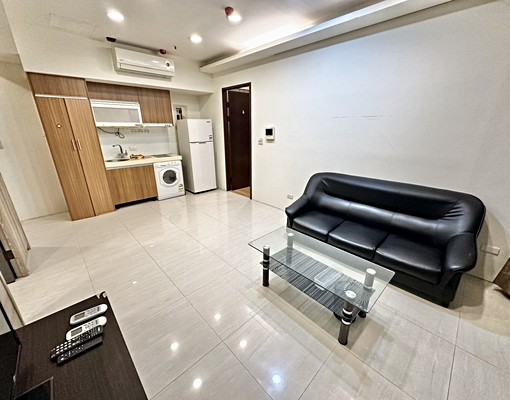 超美兩房❤️傢俱電全配雙衛浴❤️泳池❤️車位另計跟社區租 - Image 2