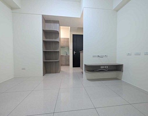 楠梓土庫商圈❤️吉隆悅幸福❤️兩套房平車❤️衛浴乾溼分離 - Image 1