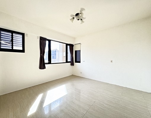 東方明珠1~簡配三房車 - Image 7