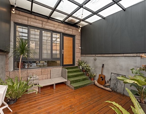 逢甲社區獨立門進出樓中樓3房3衛含管含車位 - Image 1