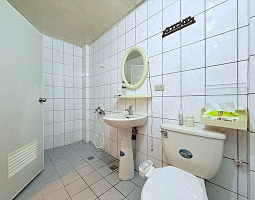 ✅【東勢石城｜角間四樓透天出租】 - Image 5