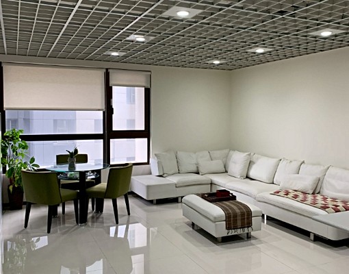 A9捷運站旁正路邊優質社區/五星級公設備置/附雙車位住辦皆宜 - Image 1