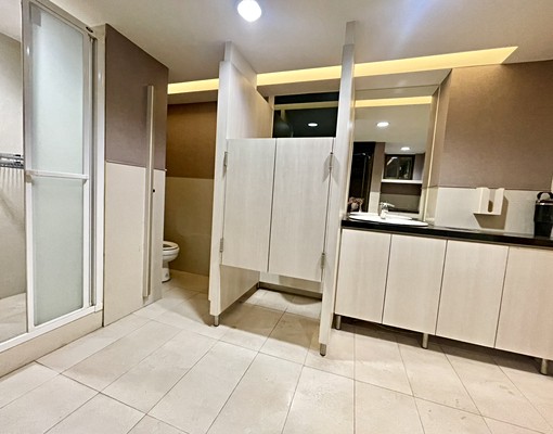 租捷運文化中心站前出口大空間辦公室 - Image 15