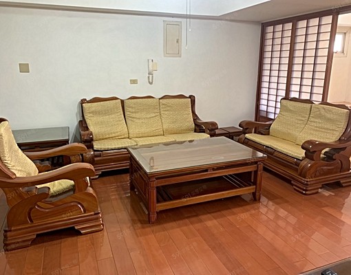 新光黃昏市場東英國中/精美社區大四房含車位/可寵物可租補入戶 - Image 3