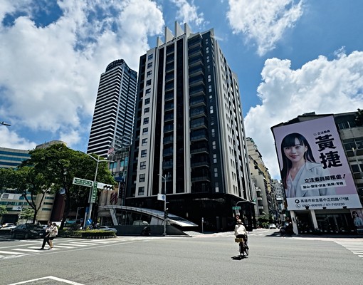 (禁寵)郡都City兩房+車位不限制行業台水電 - Image 1