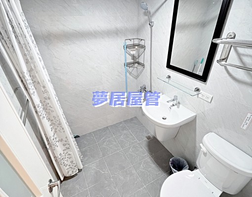 崇德極美套房✨可租補✨機車位✨子母車✨飲水機✨獨曬⚠️限女性 - Image 6