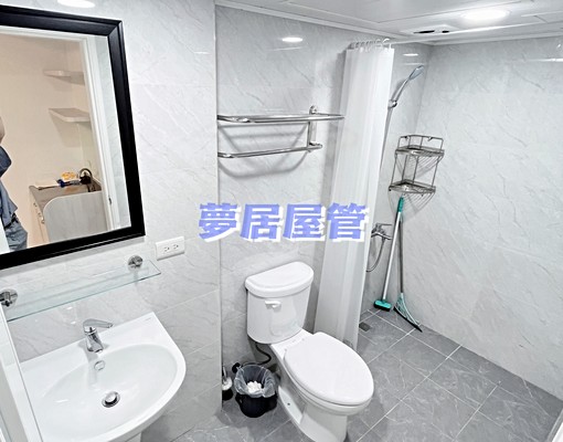 崇德極美套房✨可租補✨機車位✨子母車✨飲水機✨獨曬⚠️限女性 - Image 7