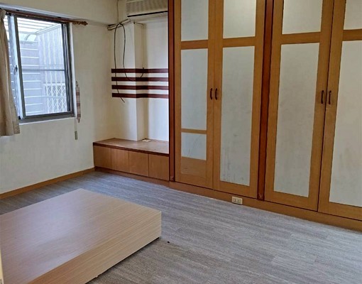 租案~近樂華~四號公園~3房獨棟電梯華廈 - Image 6