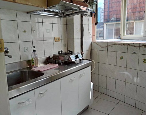 租案~近樂華~四號公園~3房獨棟電梯華廈 - Image 8