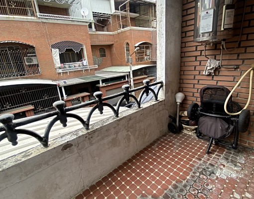 🔥北區整棟透天出租｜3房＋車庫🐶可寵、家具家電全配 - Image 12