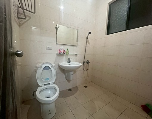 🍎🍎思賢國小|自信街|公寓二樓🍎🍎 - Image 1