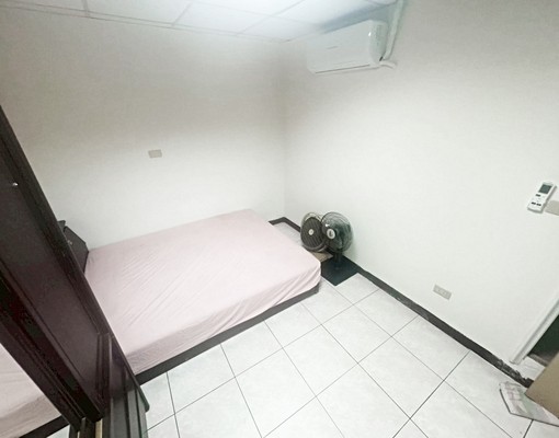 捷運南勢角◆超值套房◆曬衣陽台★屋況佳 - Image 2