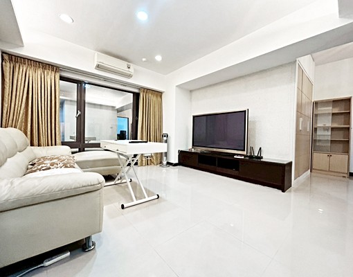 近新莊高中◆採光2+1房◆電梯管理★車位洽 - Image 2