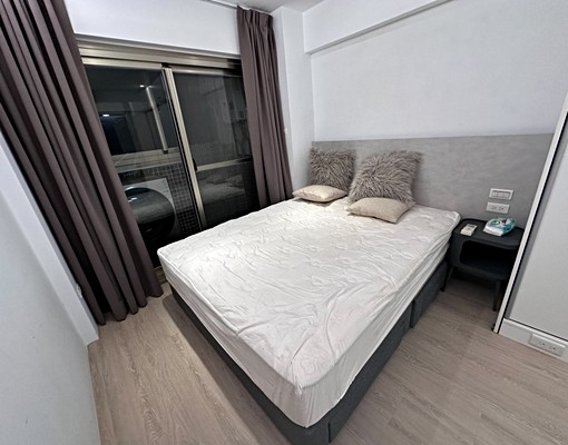 近捷運忠孝復興︱精美裝潢︱鬧中取靜︱一卡皮箱即可入住 - Image 5