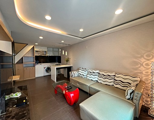 ☀️礁溪長榮旁~挑高5米5漂亮溫泉樓中樓! - Image 1