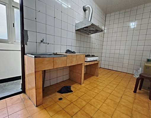 中正北路前後陽台公寓3樓~~誠可談 - Image 9