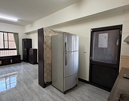 💰加薪$東區旱溪旁三房平車$近車站一中商圈$旱溪夜市 - Image 6