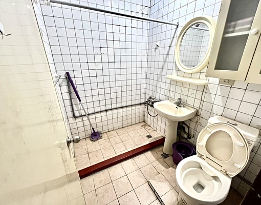 可租補入籍/近七張站區公所站/台電計費/生活機能好/格局方正 - Image 9