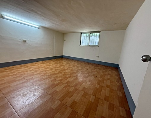 五甲南華商圈∣大透天1-3樓∣騎樓店住 - Image 7