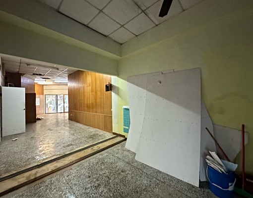 神崗透天黃金店面住店合一可營登 - Image 5