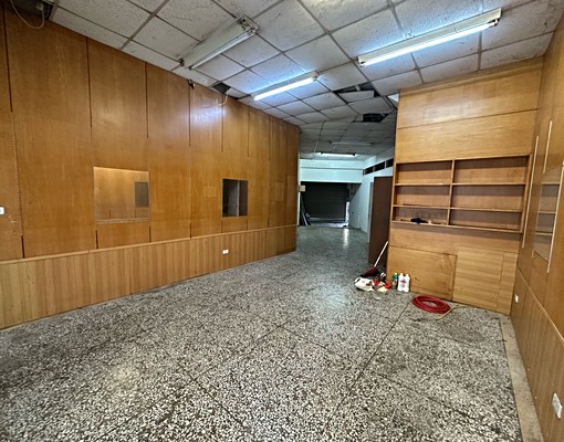 神崗透天黃金店面住店合一可營登 - Image 11