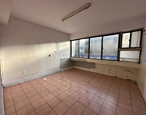 神崗透天黃金店面住店合一可營登 - Image 13