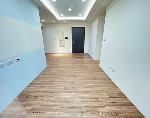 免仲可租補-近鳳鳴國中小及鳳鳴車站-全新兩房車 - Image 2