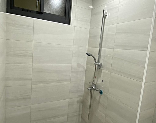 公園正對面,電梯套房,可租補(免仲介費) - Image 4