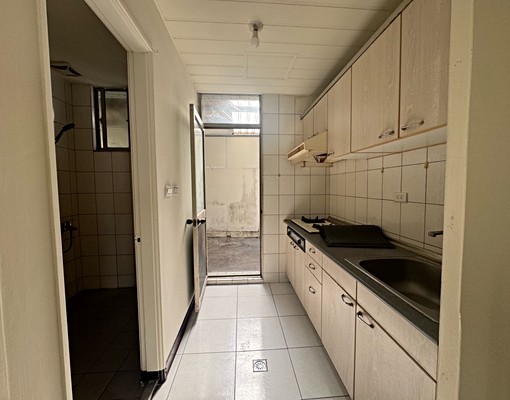 🥇大同路商圈稀有1樓🥇2房+獨立車庫@21世紀呂佩貞 - Image 5