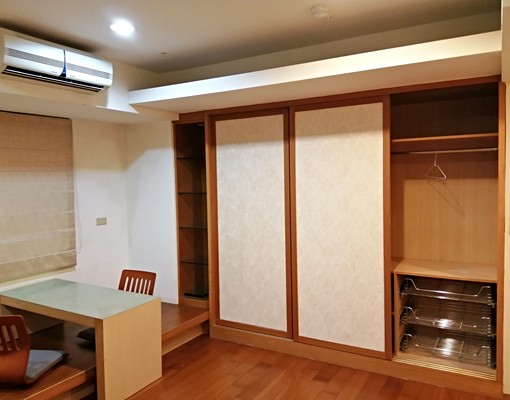 百年大鎮住家三房(改二房)二廳含傢俱 - Image 3