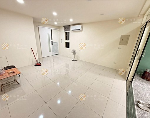 大里全新透天✨門口可停車✨可寵租補神明廳營登可談 - Image 6