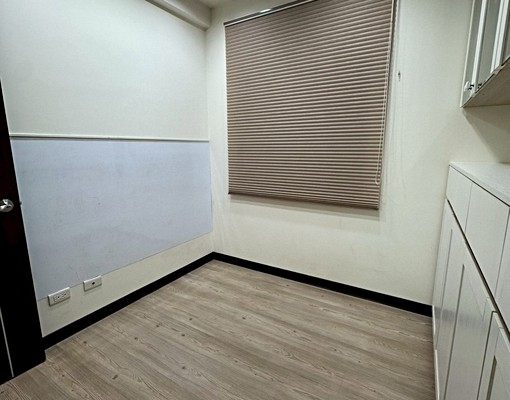 世紀凱悅高樓4房採光好家具齊全附B1大平車請找中科叔滿 - Image 8