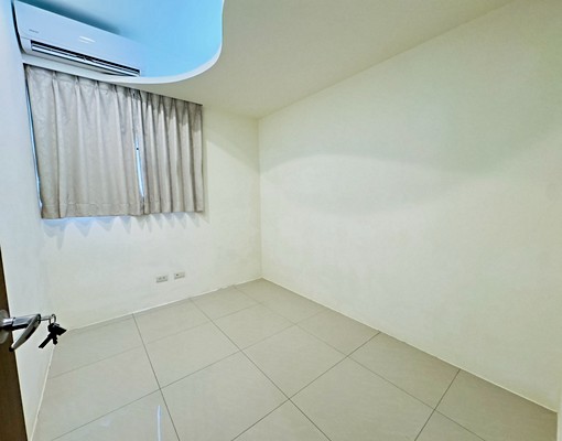 可租補左營三鐵共構|郡都巴洛克|兩房平車 - Image 8