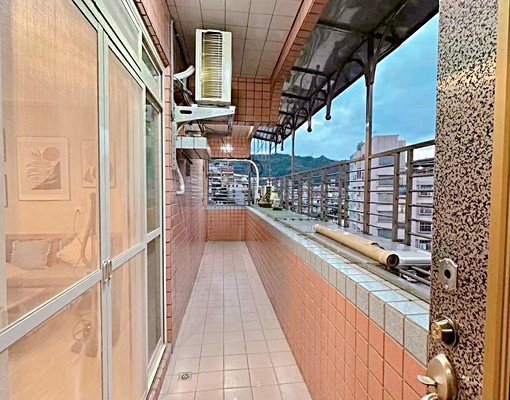 屋主自租｜可租補｜基隆體育場｜東信國小｜非頂樓｜3+1房 - Image 4