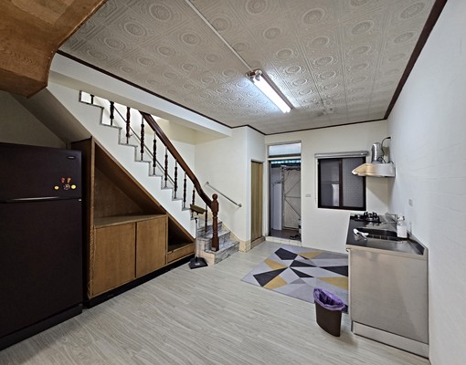 可寵可租補可停車✨楠梓右昌四房漂很美又安靜的⾞庫透天 - Image 2