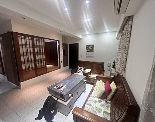 迴龍捷運站裕民國小1+1房附家具家電 - Image 2