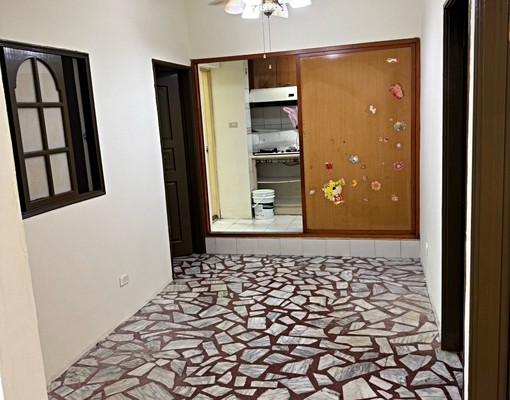 一樓公寓出租，仲介勿擾 - Image 2