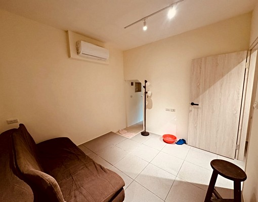 近68|全新整理|質感2房|可工作室|附機車位 - Image 1