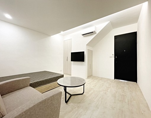 重慶公園/採光套房/獨立洗曬/附小廚房/台電計費/可租補 - Image 2