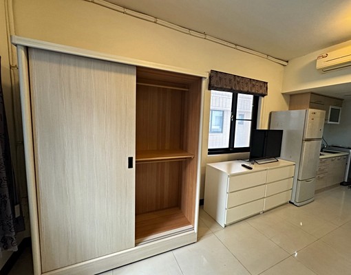 價格公道可租補~尊享空間🦕有廚房🦕中山路三段 - Image 2