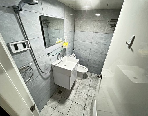 中和⚡️可租補稅/免爬高/可寵/格局方正/傢俱齊全/機能方便 - Image 7