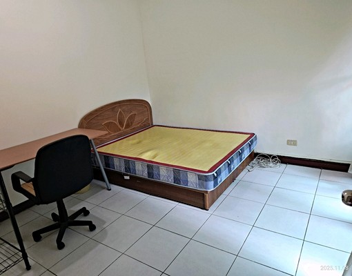 苗栗市東海街1廳2衛4房住宅出租 - Image 3