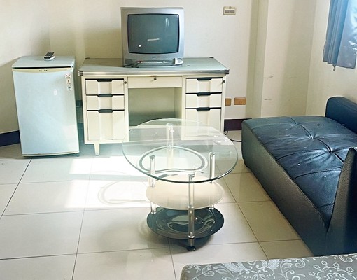 整層空間大，配備齊全，衛生乾淨又舒適，本住處全面禁菸 - Image 10