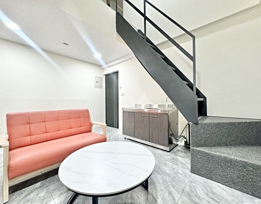 大弘街💝男女皆可💝性價比高💝豪華百萬裝潢 - Image 4