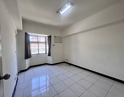 北城電梯三房+車位 - Image 1