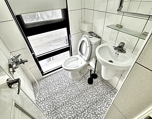 近興大/忠孝夜市💖CP值超高的全新套房💖陽台獨洗曬🌟 - Image 3