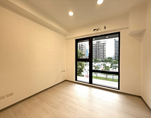 ✨國美二期方正兩房✨|潤泰住商小安 - Image 7