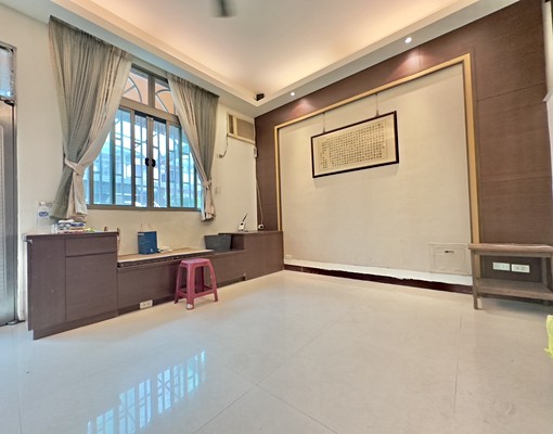 🌳中山路紅竹巷💖整棟透天別墅🚘車庫👍家具全配 - Image 4