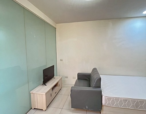 七七嚴選★富國路✨獨立陽台✨寬敞明亮 - Image 8